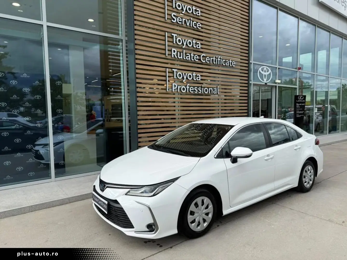 Toyota Corolla 1.8 Hybrid Business Hsd E-CVT