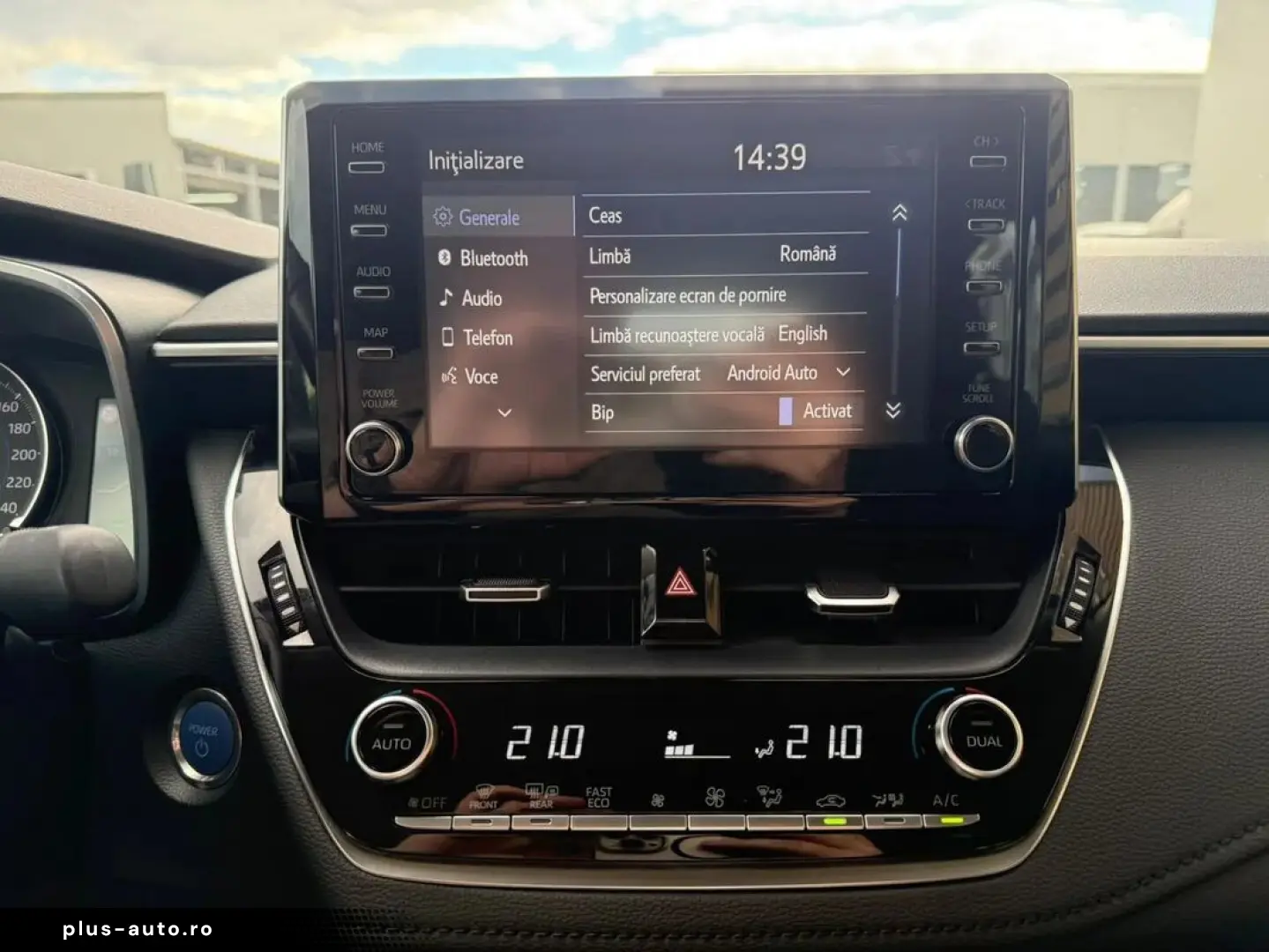 Toyota Corolla 1.8 Hybrid Business Hsd E-CVT