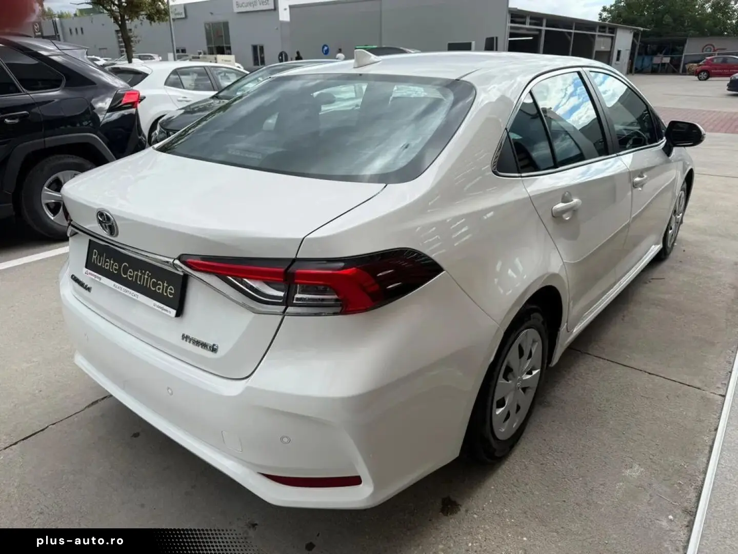 Toyota Corolla 1.8 Hybrid Business Hsd E-CVT