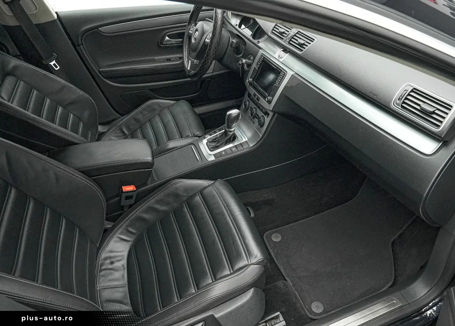 Volkswagen Passat-Cc