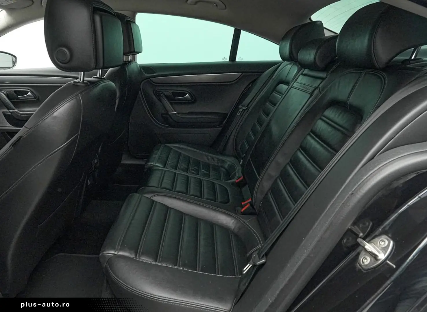 Volkswagen Passat-Cc
