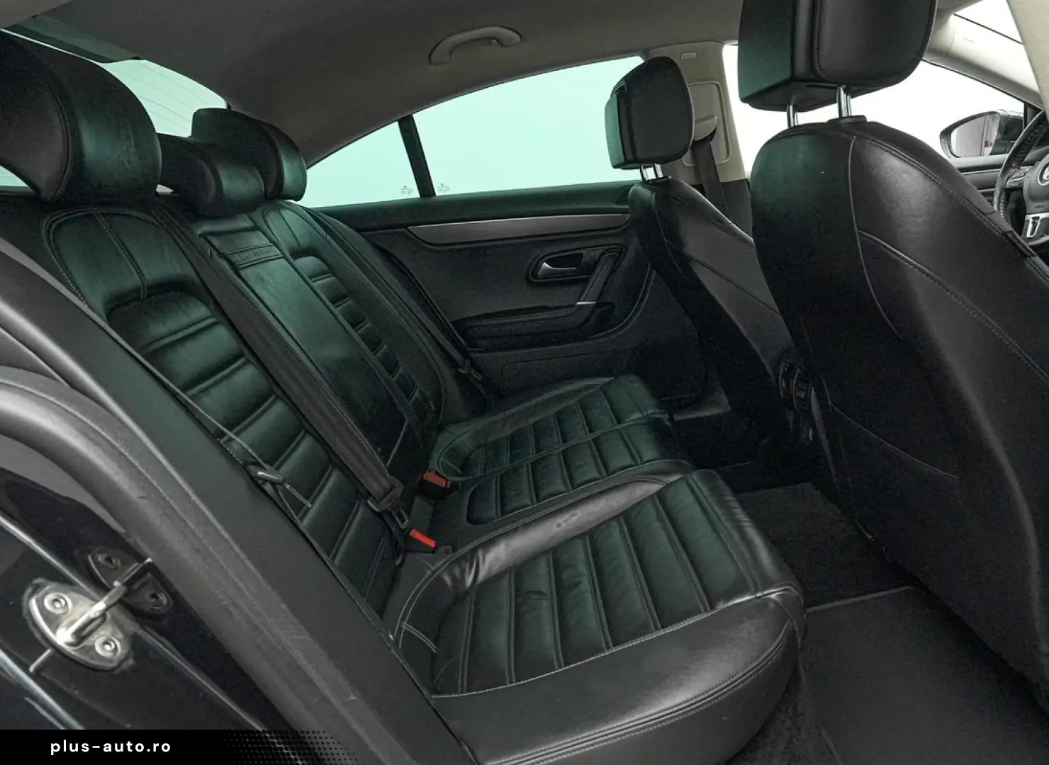 Volkswagen Passat-Cc