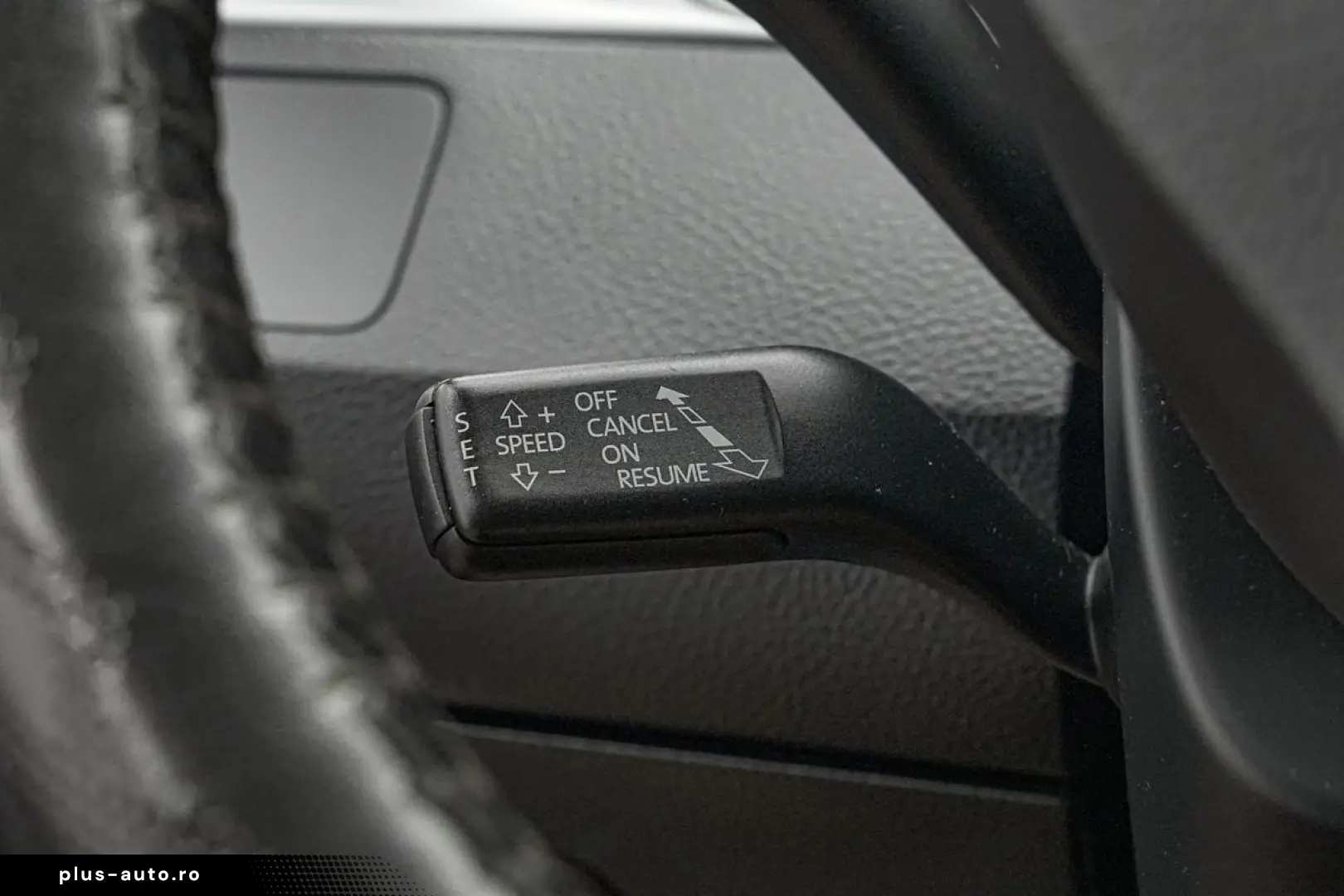 Volkswagen Passat-Cc