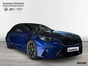 BMW M5 G90 • 727 CP • M Drive Professional