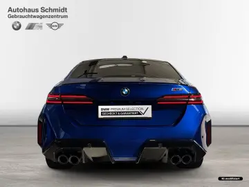 BMW M5 G90 • 727 CP • M Drive Professional