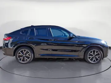 BMW X4 xDrive20i AT M Sportpaket