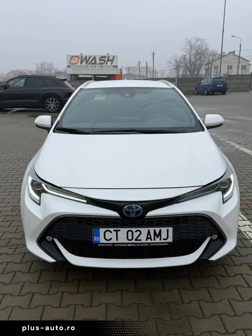 Toyota Corolla 2.0 Hybrid 184 cp Team Deutschland