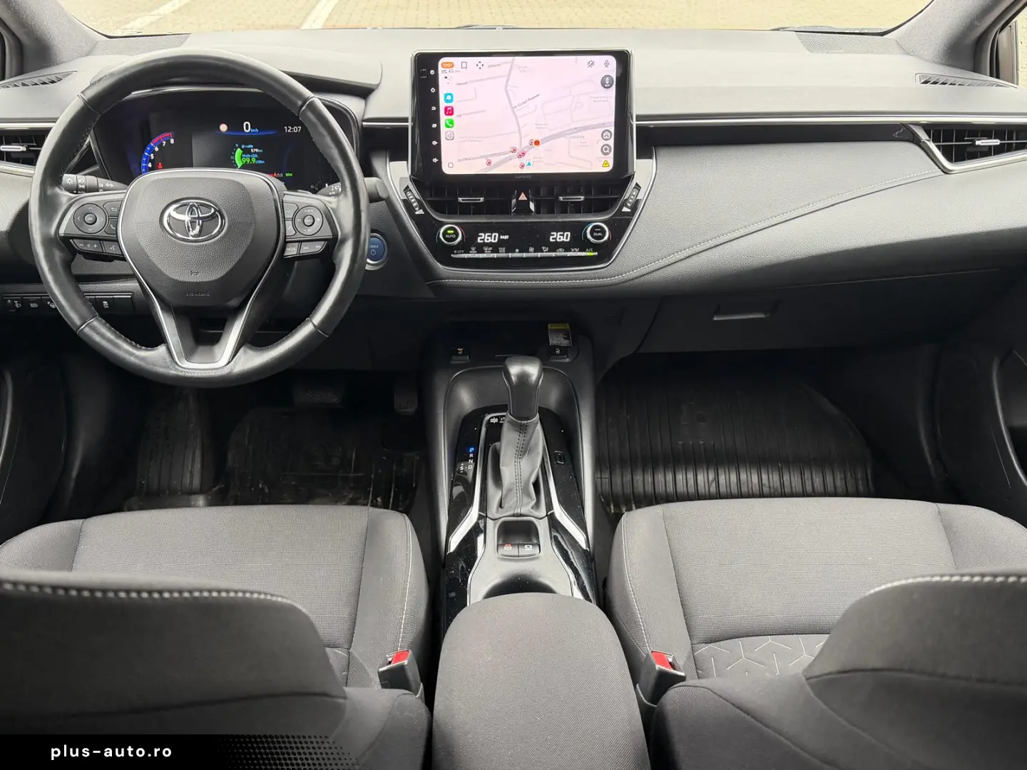 Toyota Corolla 2.0 Hybrid 184 cp Team Deutschland