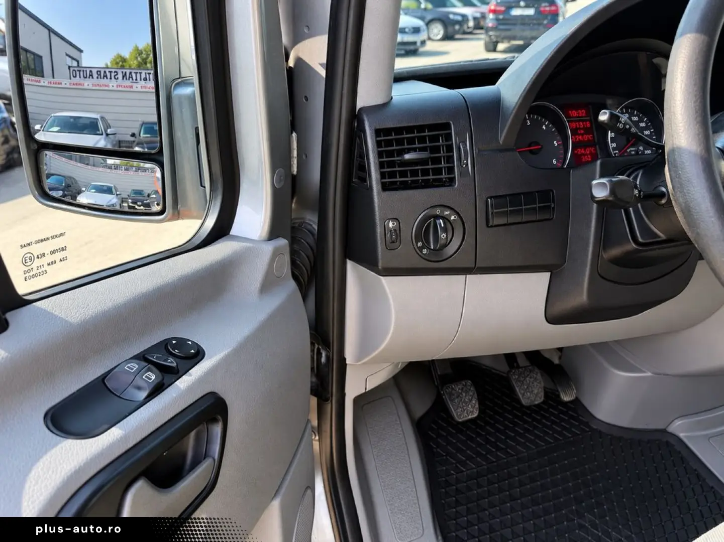 Volkswagen Crafter 2010    2.5 Diesel    AUTOPLATFORMA