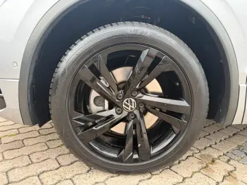 VW Tiguan Allspace R-Line 2.0 TSI DSG 4M 7S AHK HEA
