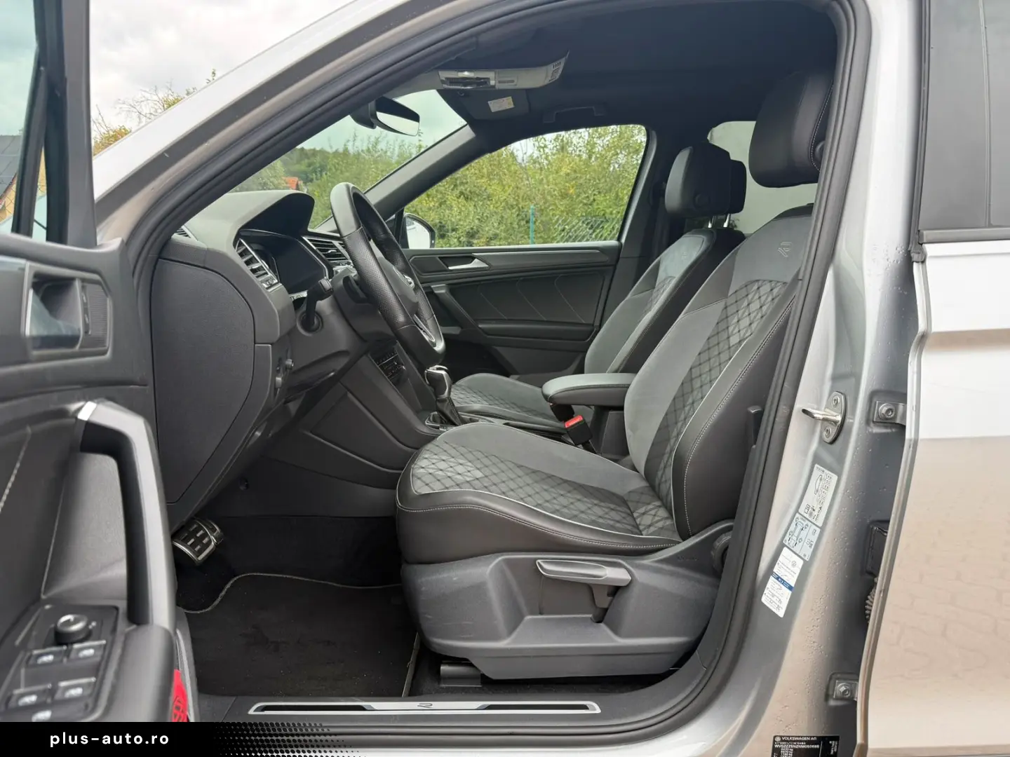 VW Tiguan Allspace R-Line 2.0 TSI DSG 4M 7S AHK HEA