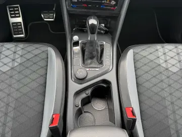 VW Tiguan Allspace R-Line 2.0 TSI DSG 4M 7S AHK HEA