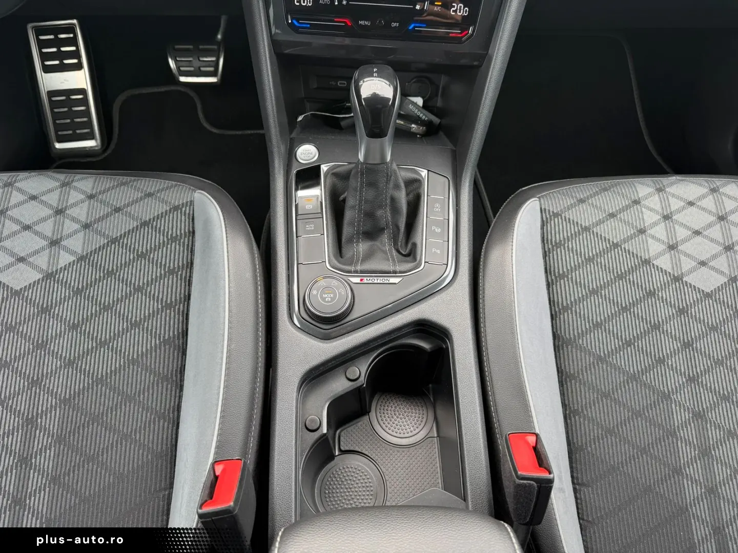 VW Tiguan Allspace R-Line 2.0 TSI DSG 4M 7S AHK HEA