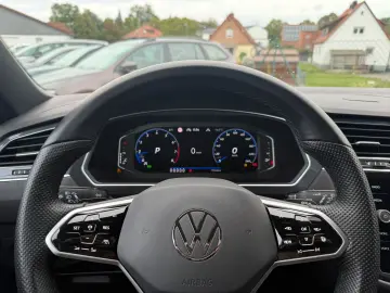 VW Tiguan Allspace R-Line 2.0 TSI DSG 4M 7S AHK HEA