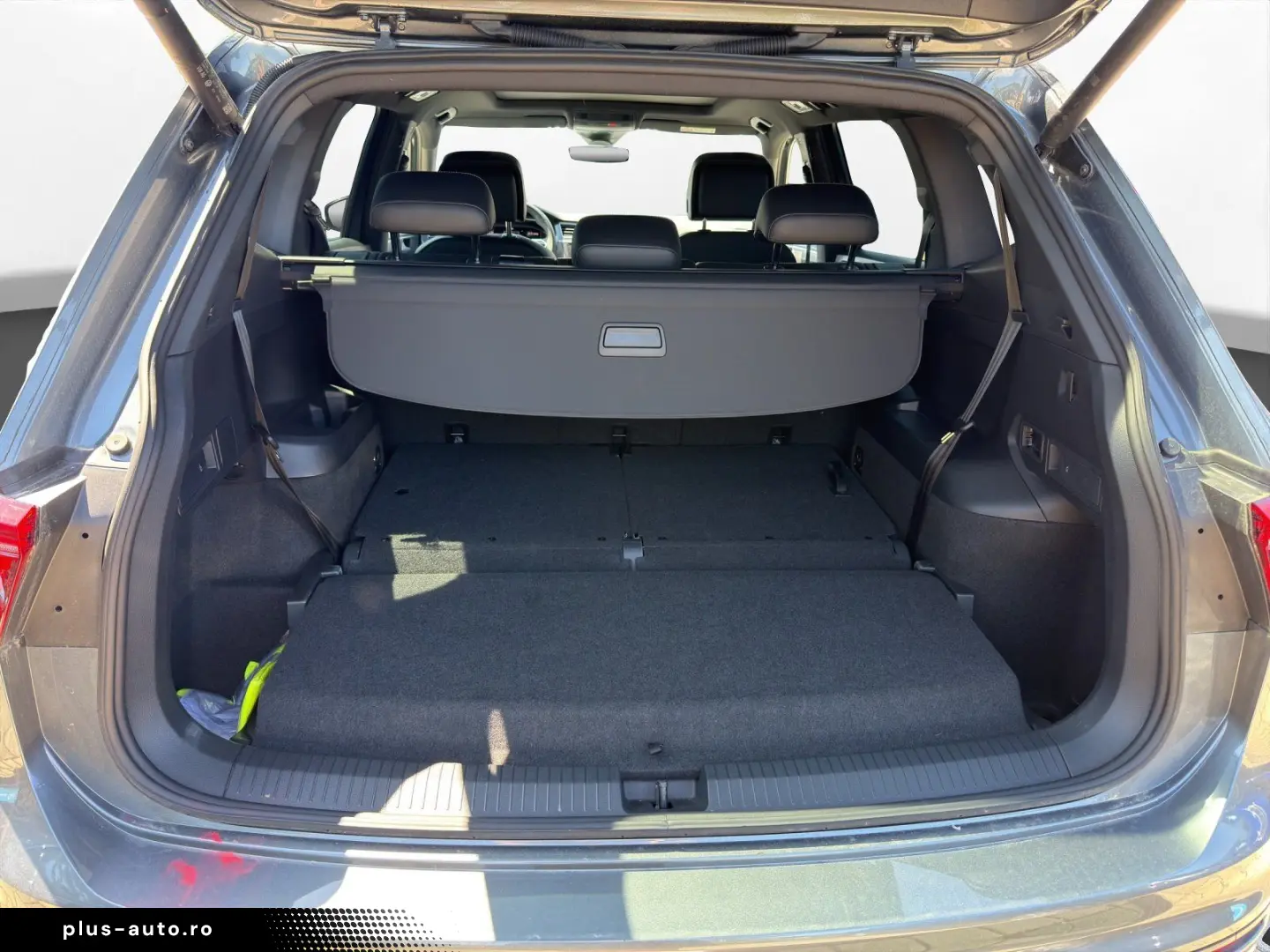 VW Tiguan Allspace 2.0 TSI DSG 4MOTION R-Line   AHK
