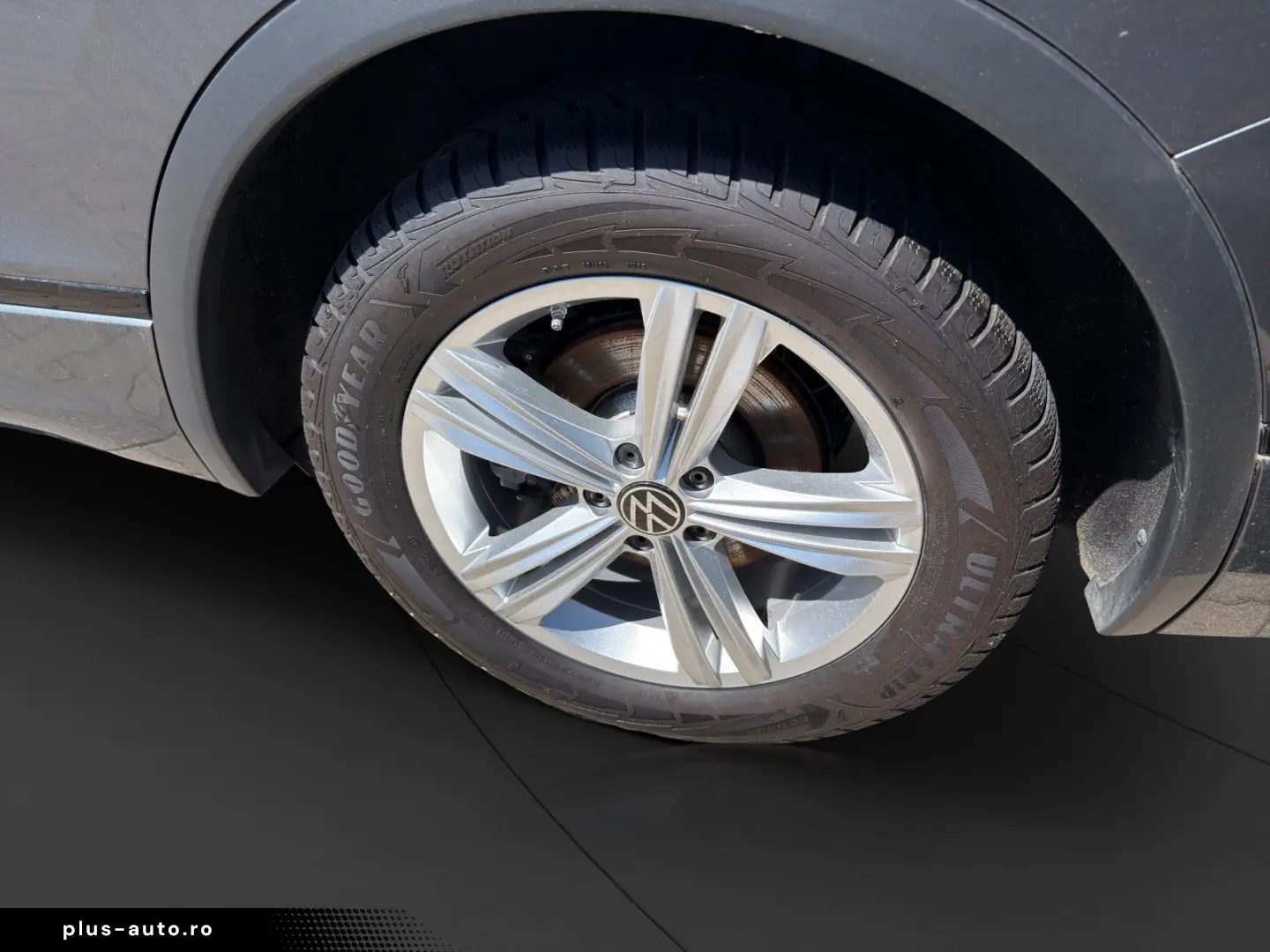 VW Tiguan Allspace 2.0 TSI DSG 4MOTION R-Line   AHK