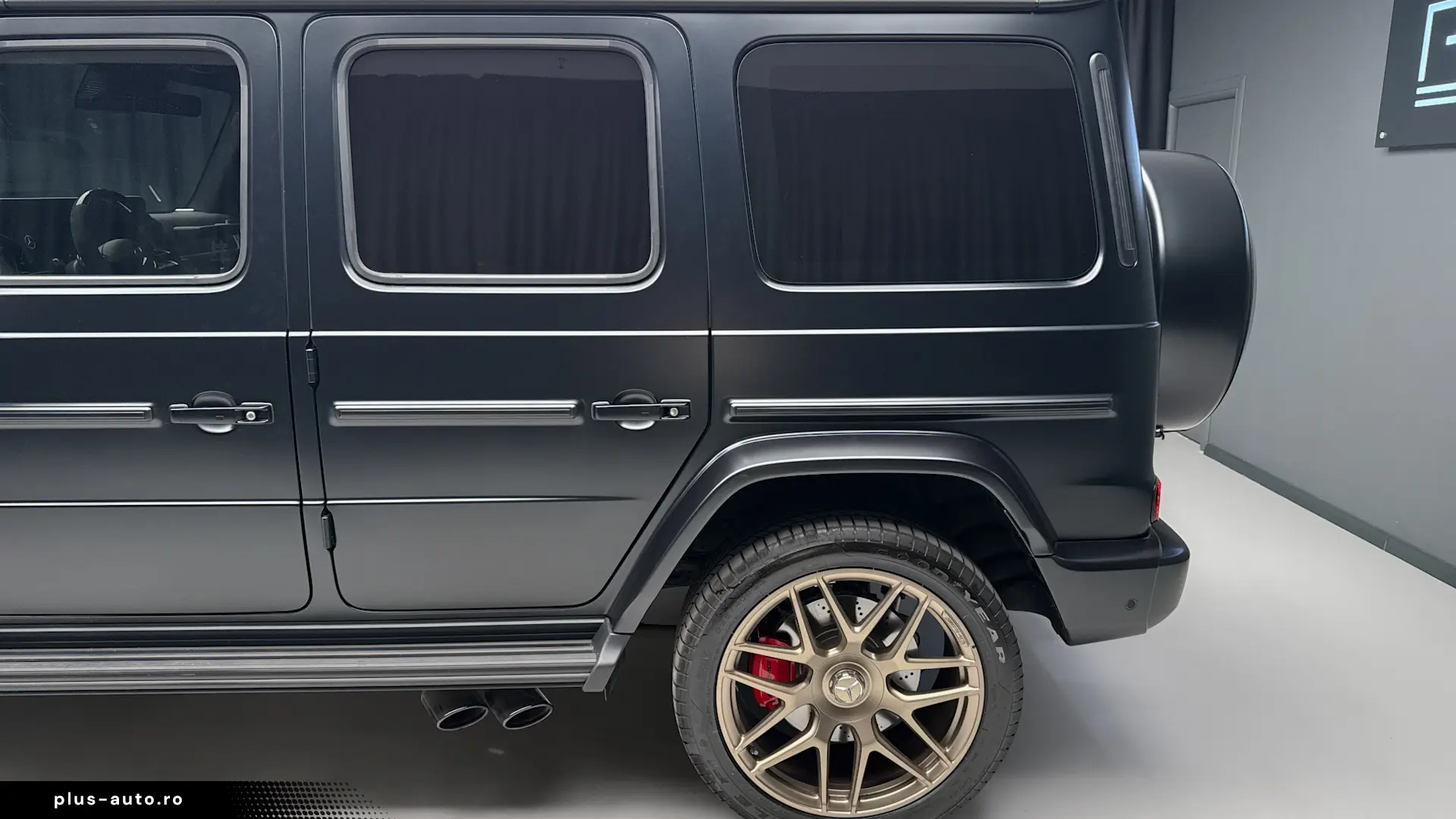 Mercedes-Benz G 63 AMG FACELIFT MAGNO BLACK