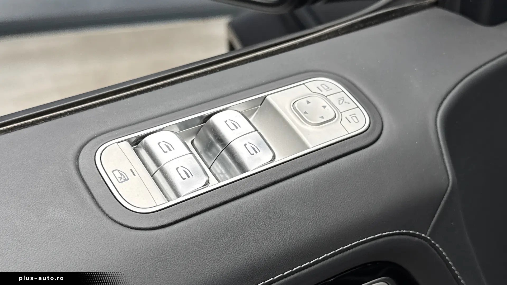 Mercedes-Benz G 63 AMG FACELIFT MAGNO BLACK