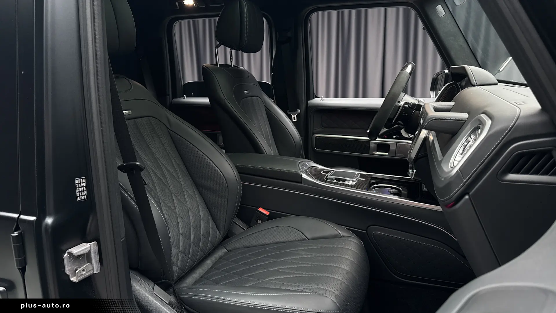Mercedes-Benz G 63 AMG FACELIFT MAGNO BLACK
