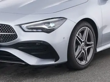 MERCEDES-BENZ CLA 220 4M AMG-Line