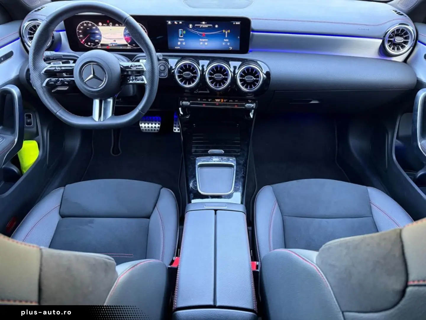 MERCEDES-BENZ CLA 220 4M AMG-Line