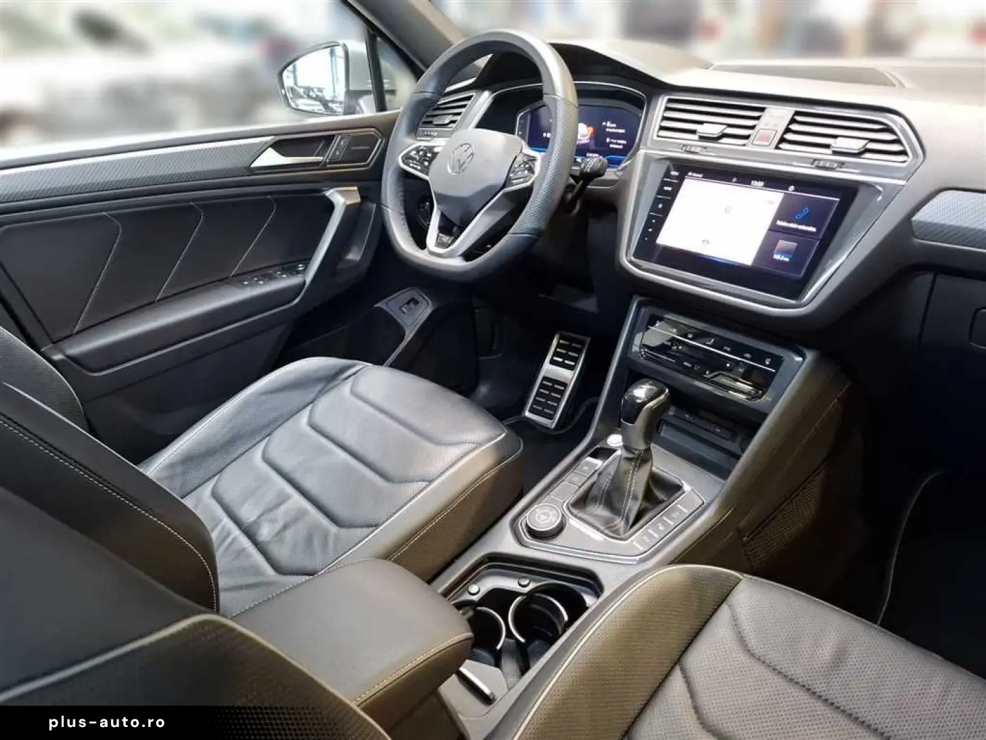 VW Tiguan Allspace R-Line2.0 TSI DSG 4MOTION Leder