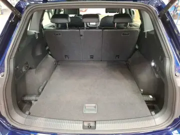VW Tiguan Allspace R-Line2.0 TSI DSG 4MOTION Leder