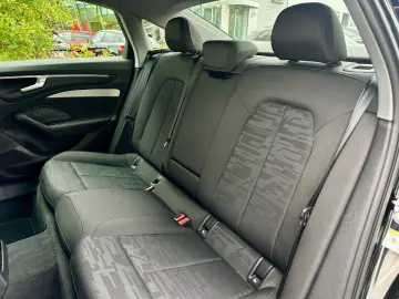 AUDI A6 Limousine