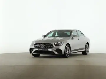 Mercedes-Benz E 220 d AMG Distronic AHK Memory