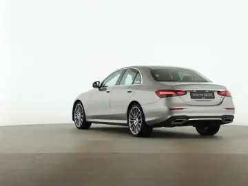 Mercedes-Benz E 220 d AMG Distronic AHK Memory