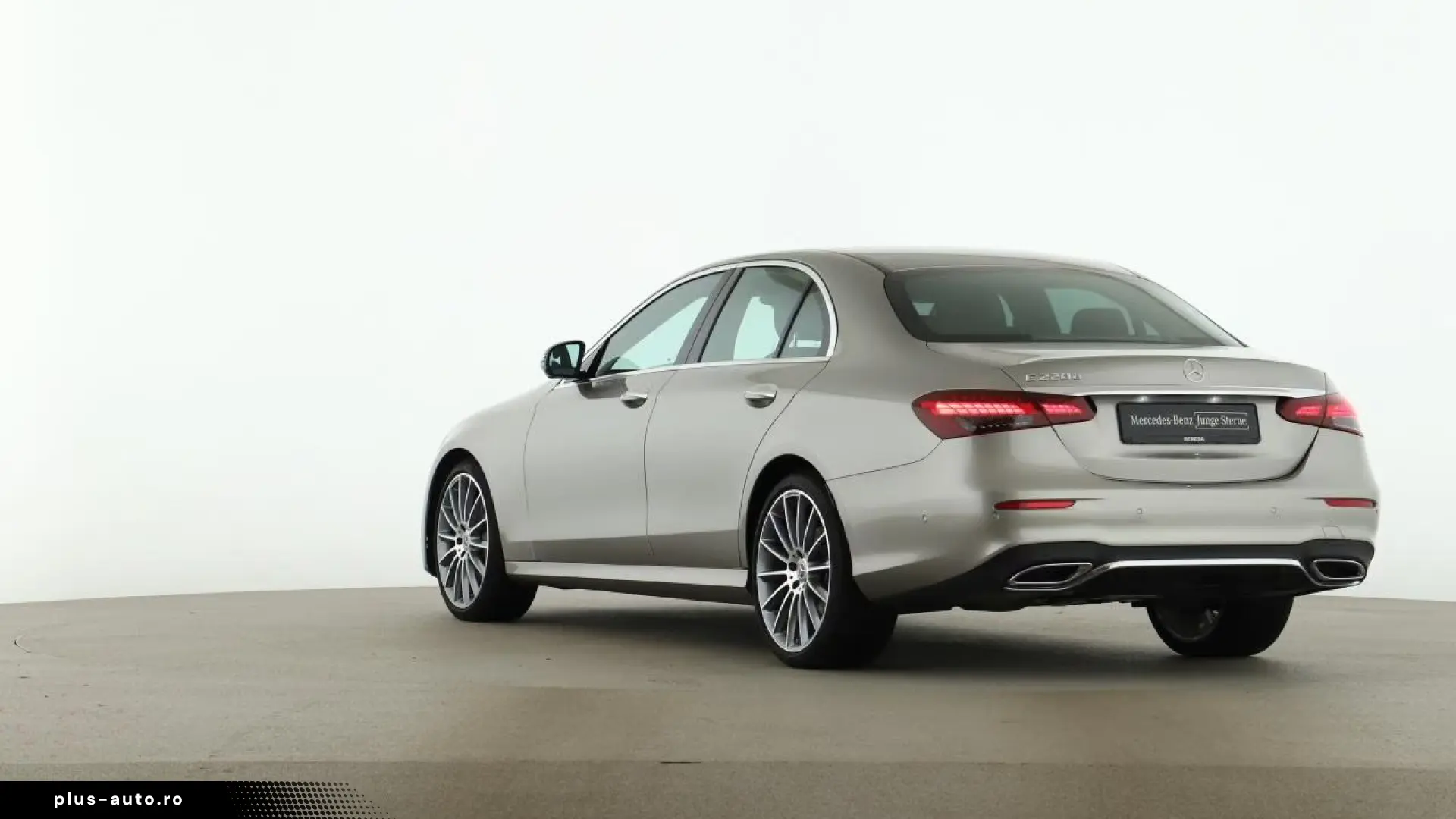 Mercedes-Benz E 220 d AMG Distronic AHK Memory