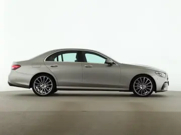 Mercedes-Benz E 220 d AMG Distronic AHK Memory