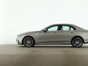 Mercedes-Benz E 220 d AMG Distronic AHK Memory