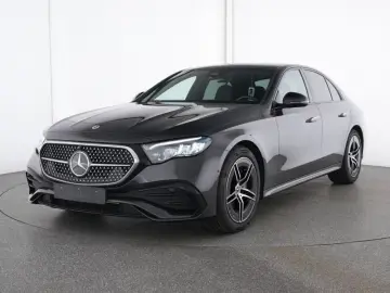 Mercedes-Benz E 200 AMG ADV NIGHT KEYLESS PREMI NAVI