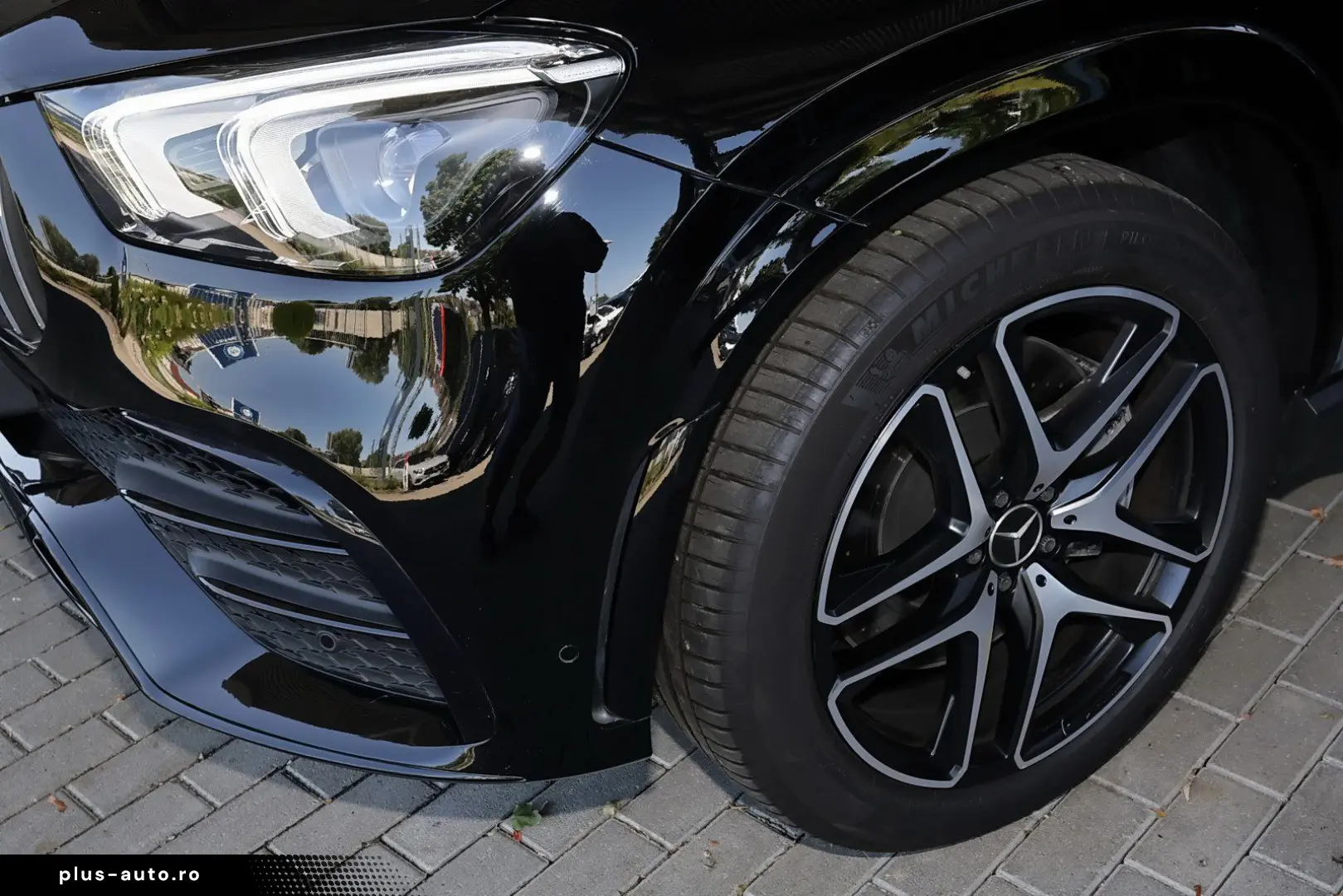 MERCEDES-BENZ GLE 53 AMG 4M