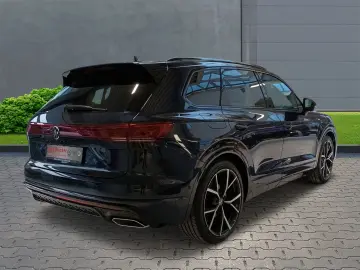VW Touareg 3.0 TDI 4Motion V6 R-Line