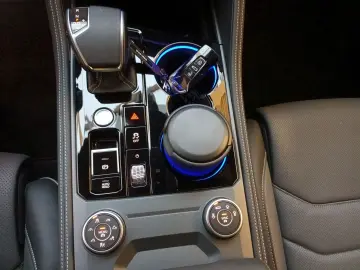 VW Touareg 3.0 TDI 4Motion V6 R-Line