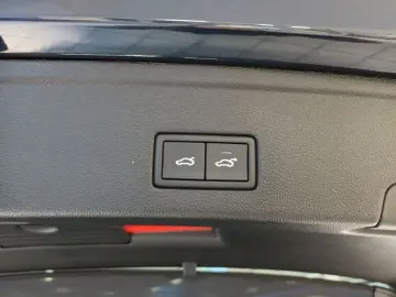 VW Touareg 3.0 TDI 4Motion V6 R-Line