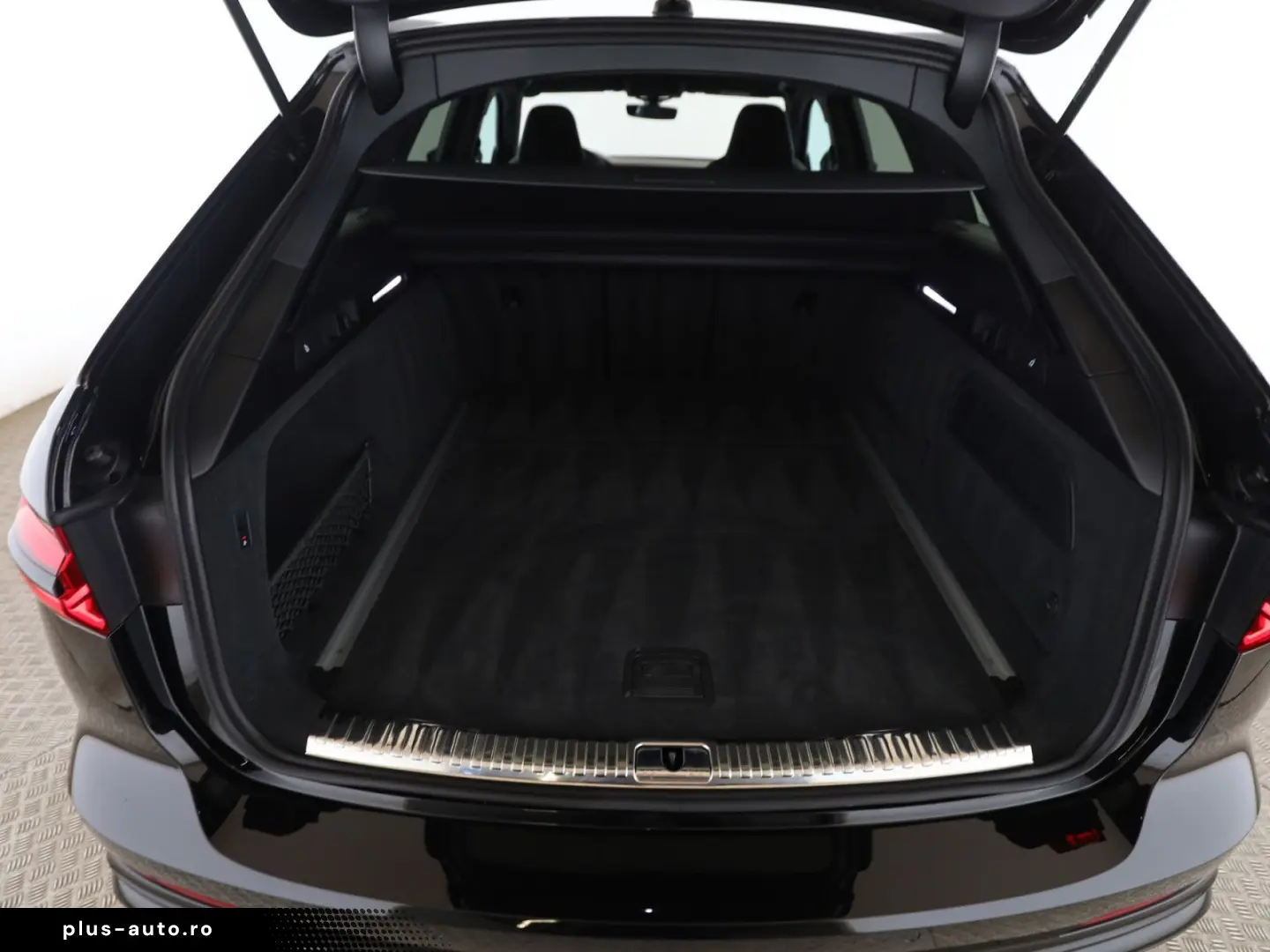 AUDI S6 Avant 3.0 TDI Quattro_Pano_ACC_B&O