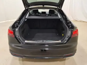 AUDI A5 2.0 16V TFSI 40 quattro