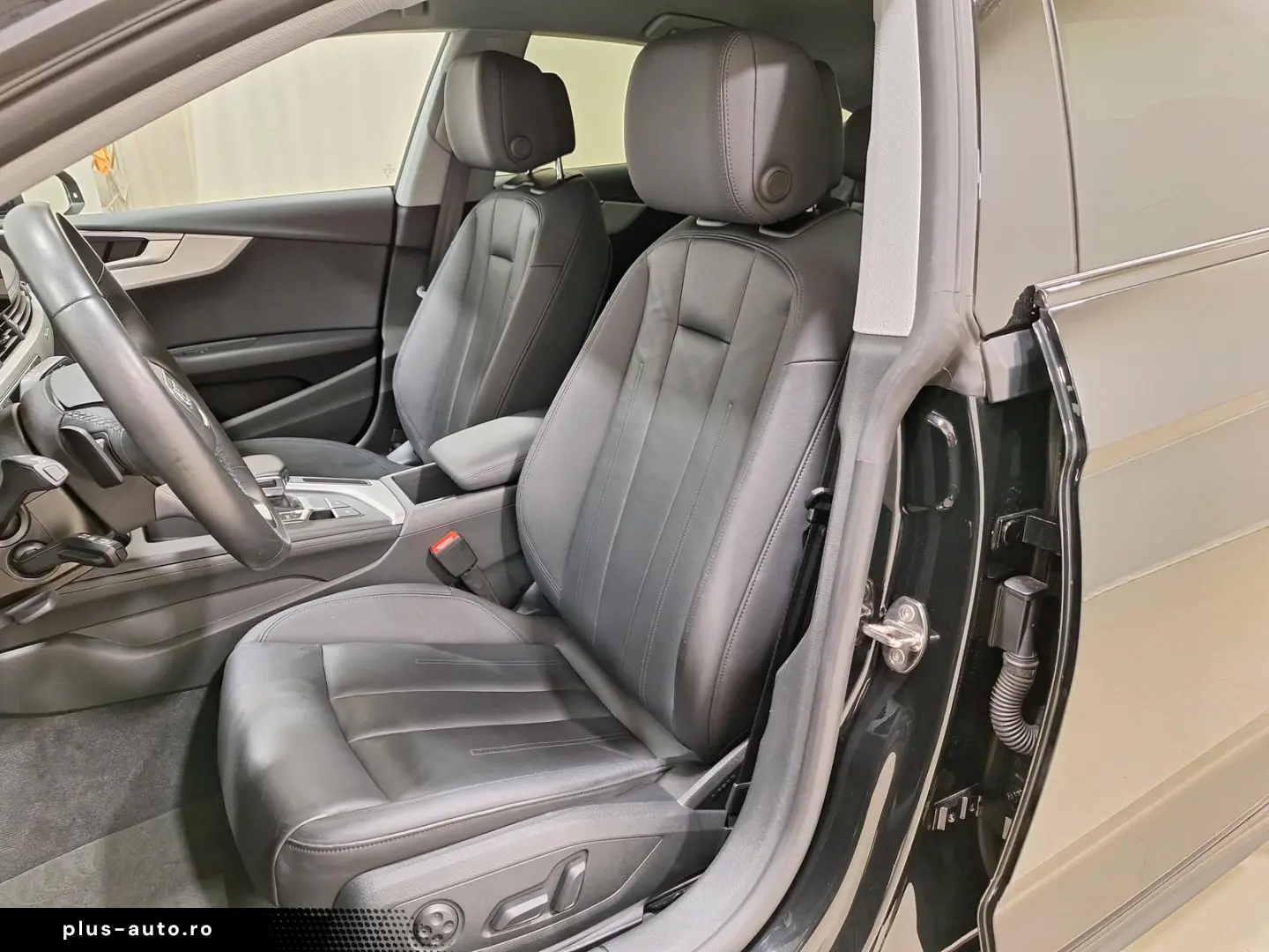 AUDI A5 2.0 16V TFSI 40 quattro
