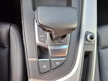 AUDI A5 2.0 16V TFSI 40 quattro