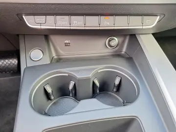 AUDI A5 2.0 16V TFSI 40 quattro