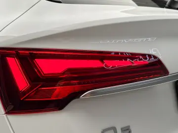 Audi Q5 SPORTBACK S LINE   45 TFSI  2.0 265 CP   QUATTRO