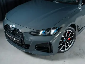 BMW M440 i xDrive