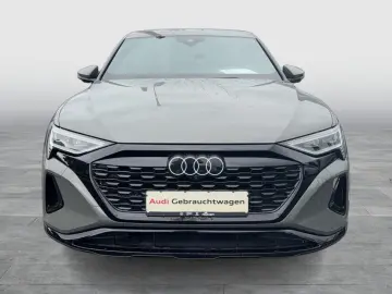 AUDI Q8 Sportback e-tron 50 quattro