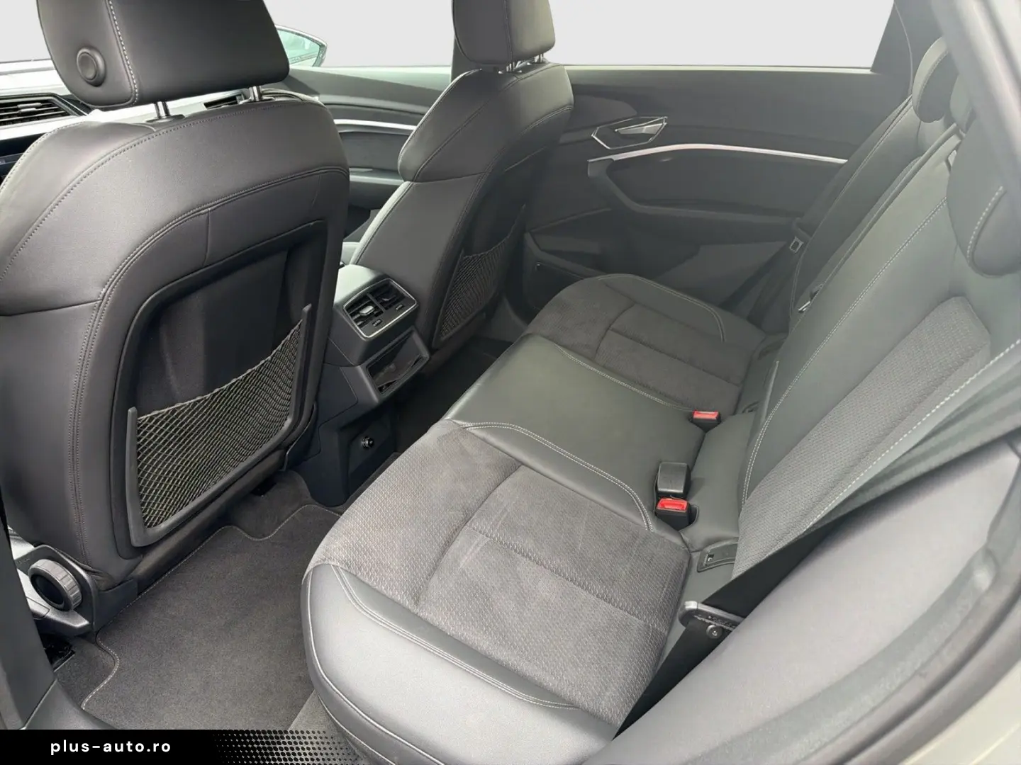 AUDI Q8 Sportback e-tron 50 quattro