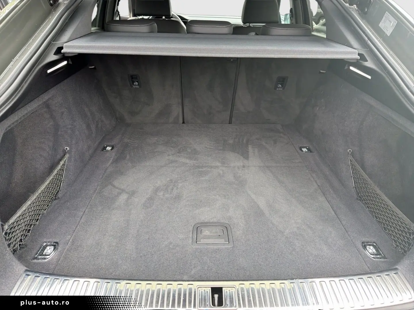 AUDI Q8 Sportback e-tron 50 quattro