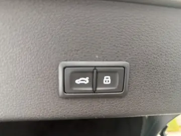 AUDI Q8 Sportback e-tron 50 quattro