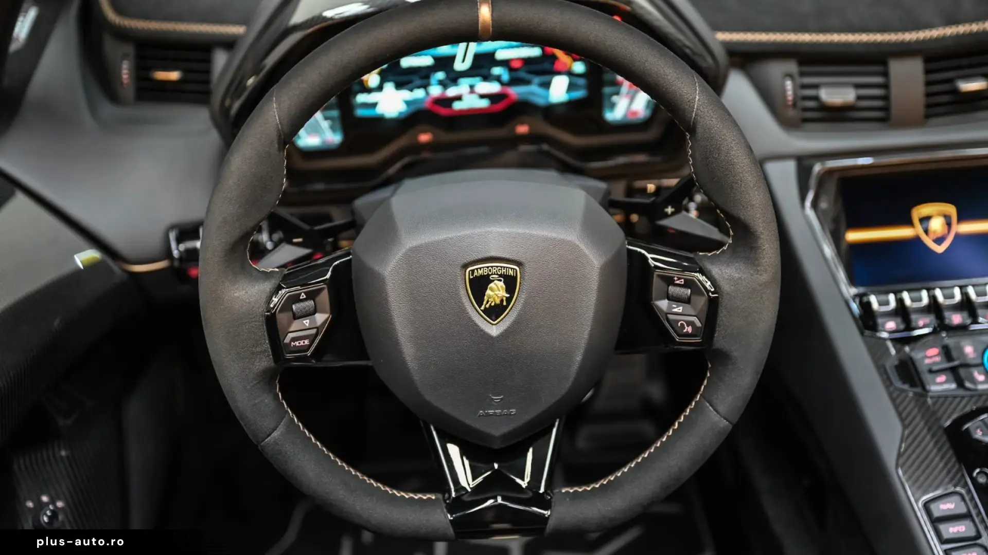 Lamborghini Aventador SVJ Roadster 1 of 800 • V12 770 CP